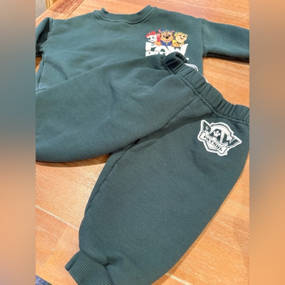 ZARA Toddler Paw Patrol Green Sweatsuit size 1 1/2 years 18M - Picture 2 of 10
